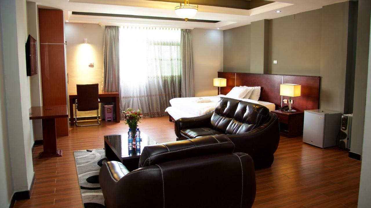 Yinm Furnished Apartment Addis Ababa Bagian luar foto