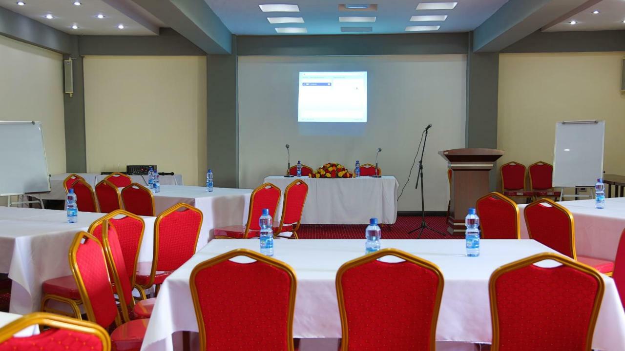Yinm Furnished Apartment Addis Ababa Bagian luar foto