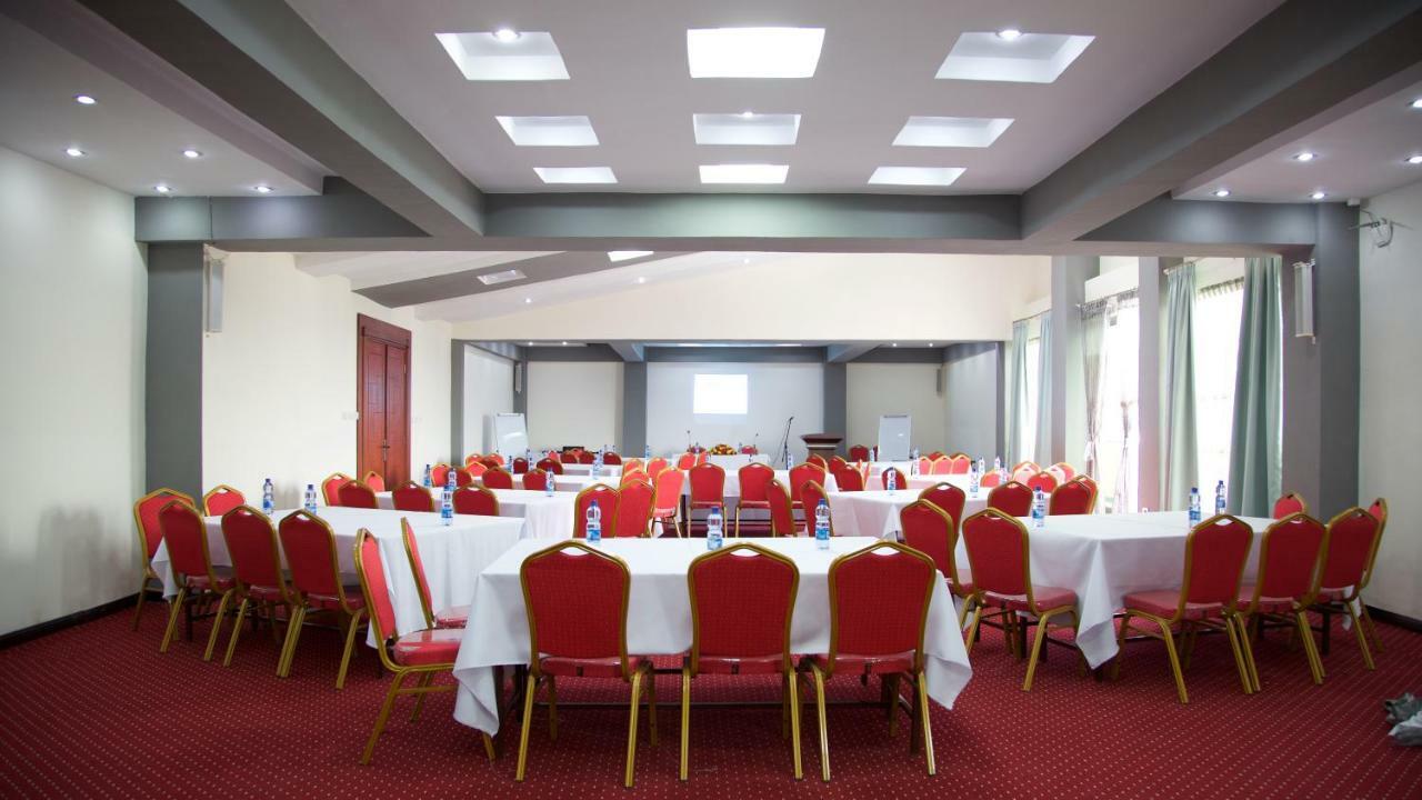 Yinm Furnished Apartment Addis Ababa Bagian luar foto